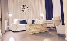 madrid central gran via Suites